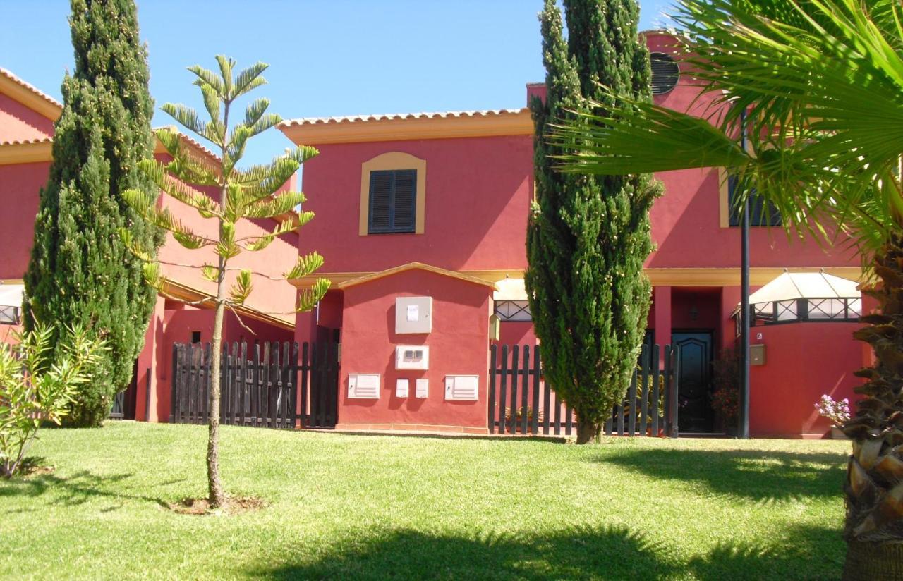 Olhando Um Campo De Golf Islantilla Luaran gambar